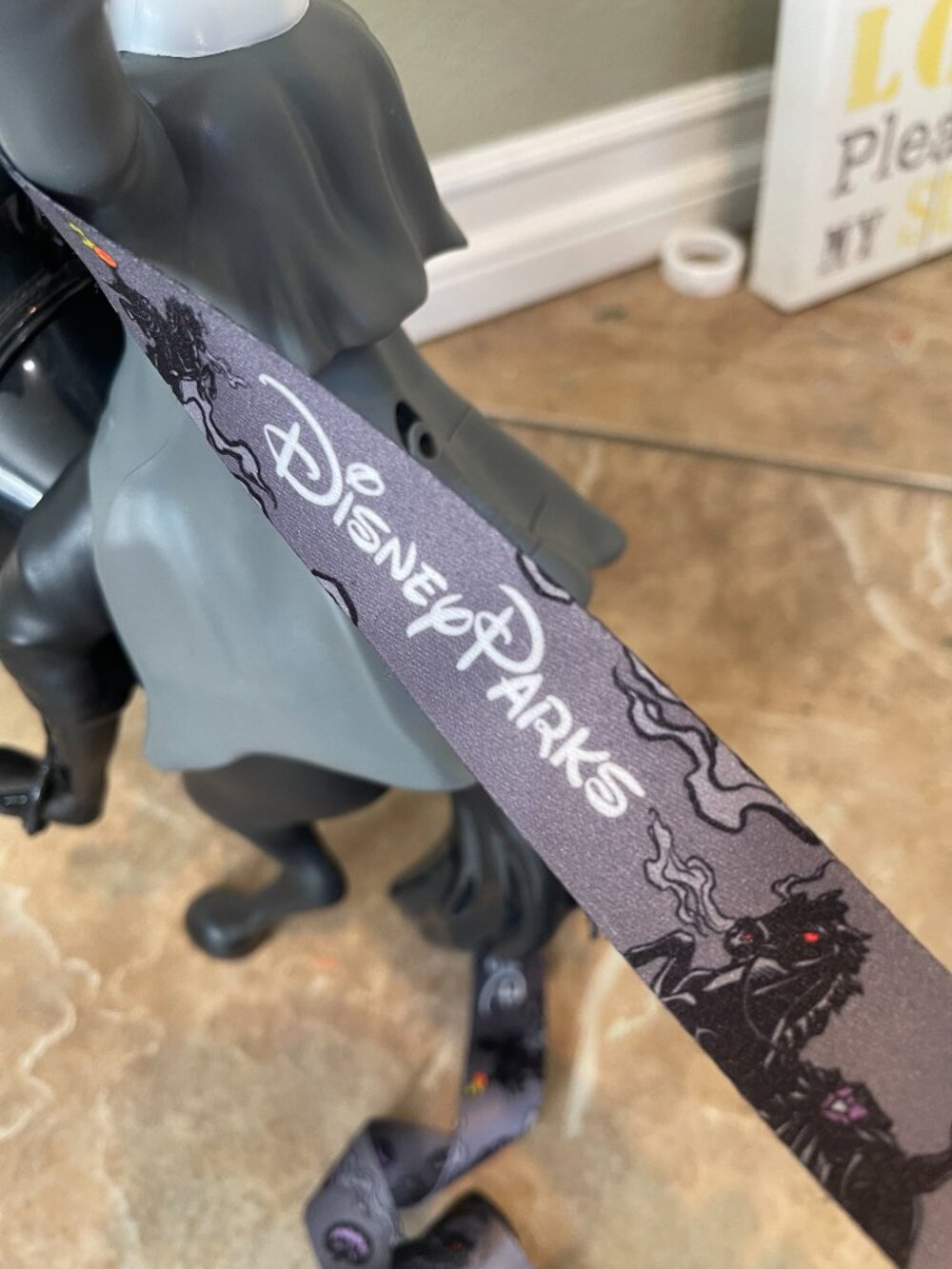Disney Oogie Boogie Bash 2026 Headless Horseman Light Up Popcorn Bucket - Picture 5 of 6